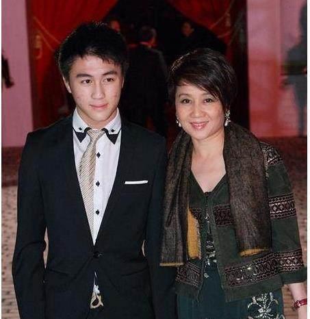 爆料澳门赌王是谁啊最新消息,揭秘身份及最新爆料！”